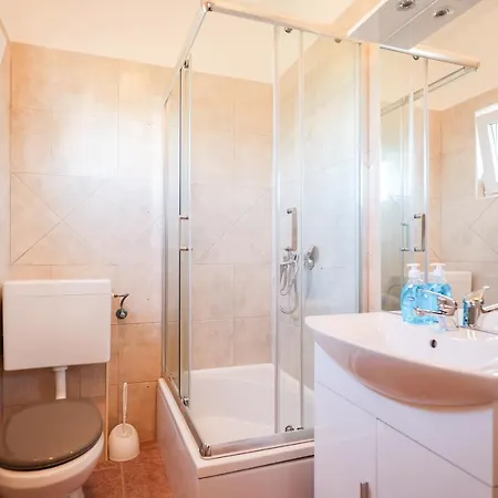 Miky Apartamento Vrsi